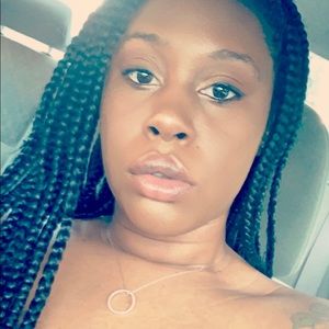 Meet your Posher, Shanise